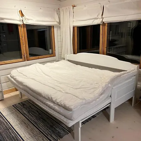 On The Shore Of Ivalojoki シャレー