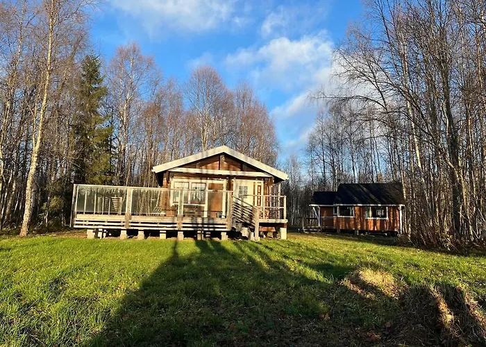 On The Shore Of Ivalojoki شاليه إيناري