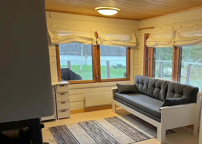 شاليه On The Shore Of Ivalojoki إيناري