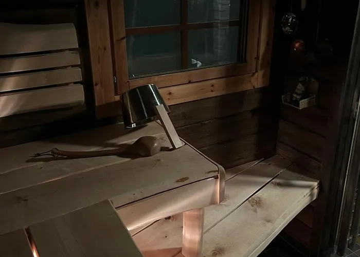 On The Shore Of Ivalojoki إيناري