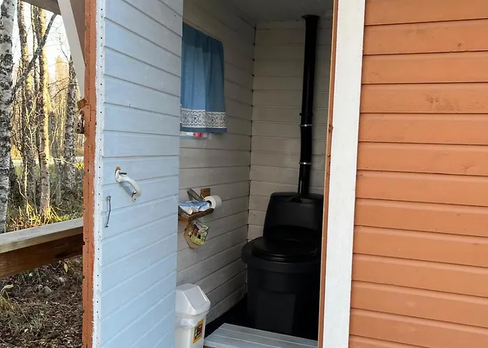 On The Shore Of Ivalojoki شاليه إيناري