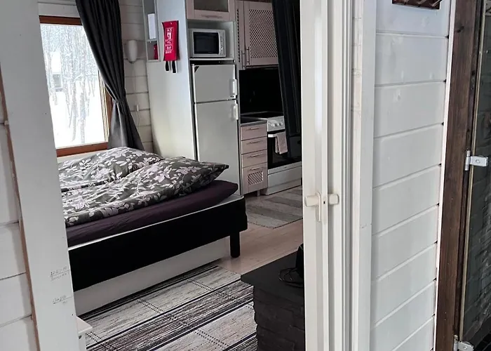 On The Shore Of Ivalojoki Chalet