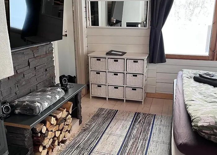 On The Shore Of Ivalojoki Chalet *